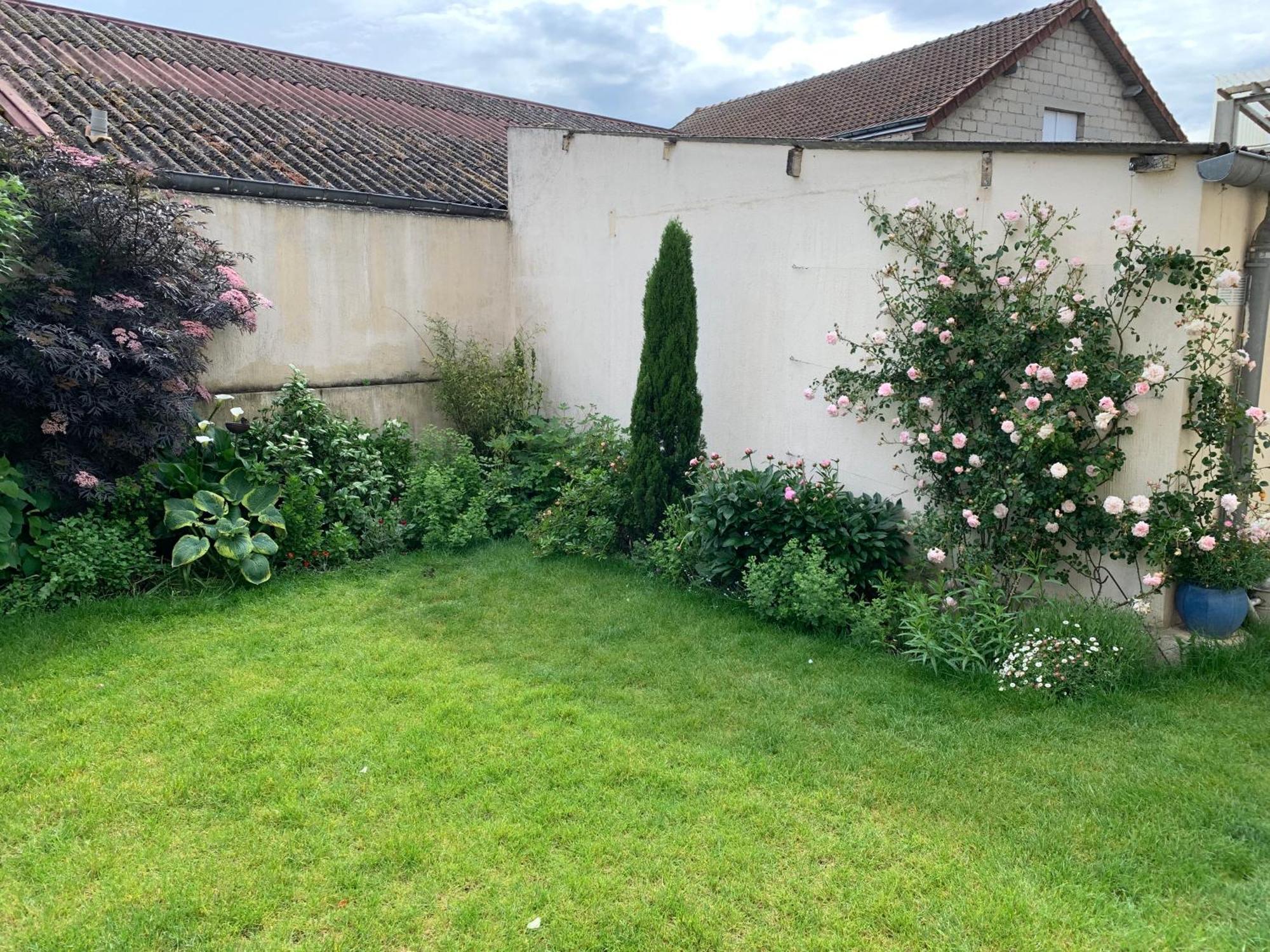 Le Claugi Villa Damery  Eksteriør bilde